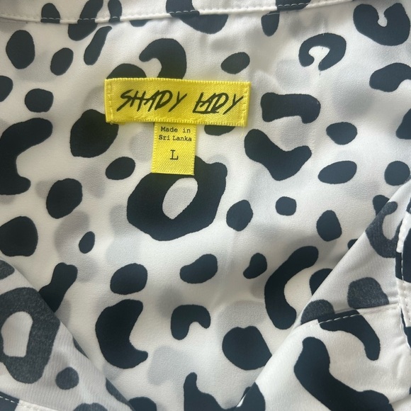 Leopard Print Women’s pajamas, size large - Picture 3 of 4